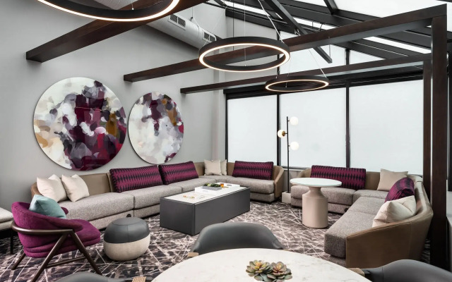 Sheraton Gateway Hotel In Toronto International Airport