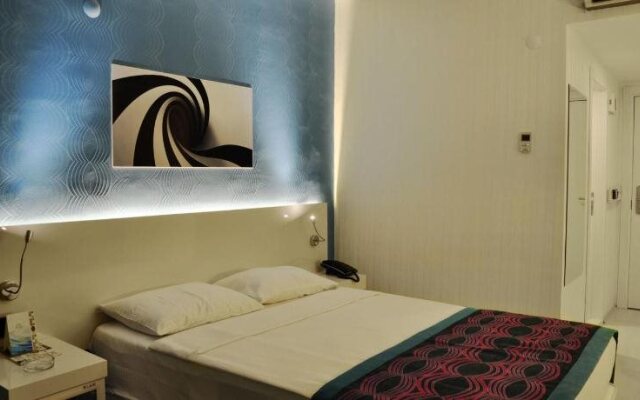 Etap Altinel Aliaga Hotel
