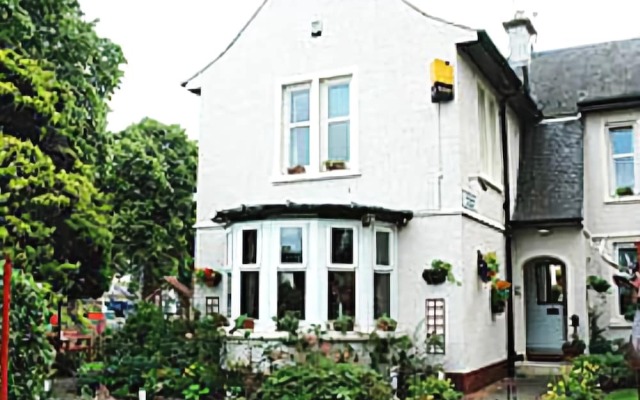 Pitreavie Guest House