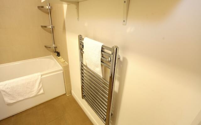 City Suites - Latitude