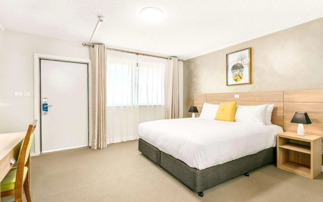 Quality Inn Sunshine Haberfield