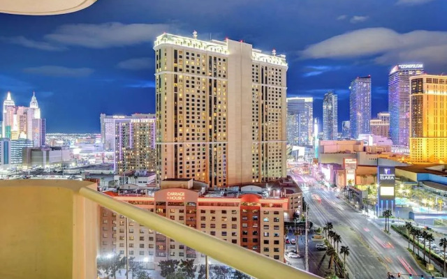 Lucky Gem Penthouse Suites at Signature