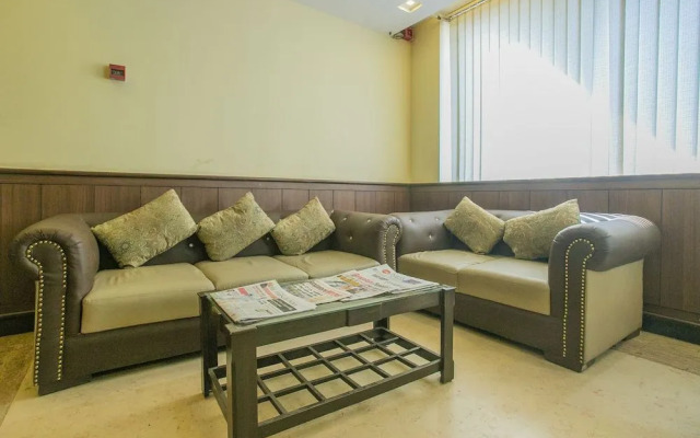 OYO 27859 Agi Dynasty Suites