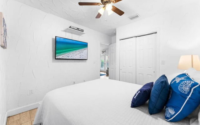 Crescent Street Villas By Beachside Mgt