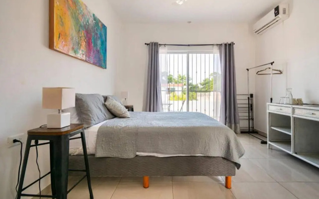 Carlota Guest House