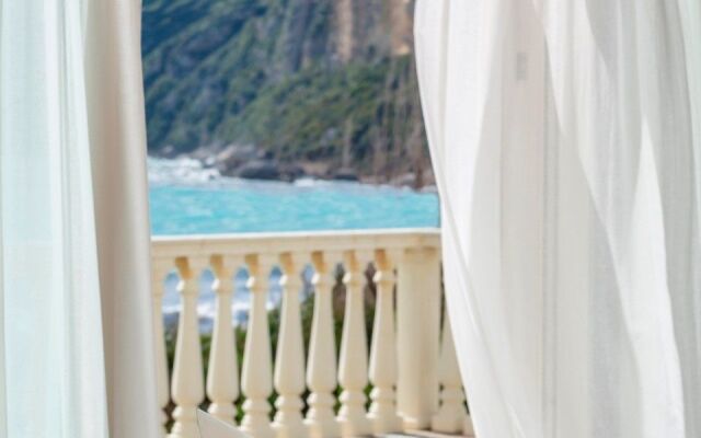 Cosmos Beach House