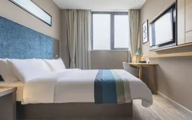 Homeinn Business Hotel (Wuhu Fantawild Adventure Development Zone)