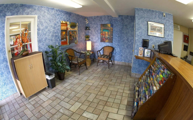 EZ 8 Motel South Bay