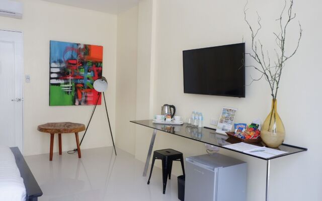 Luxx Boutique Boracay