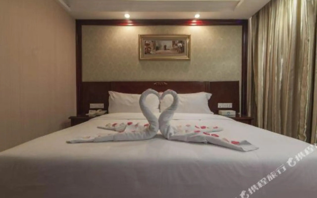 Towo Topping Hotel (Shenzhen Longgang FuPingStation Expressway)