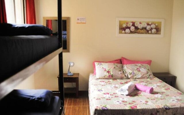 Le House Hostel