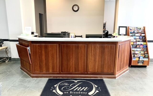 Elwood Hotel & Suites