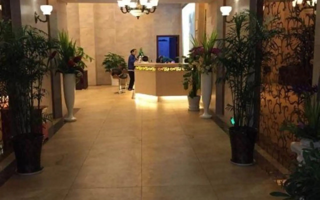 Romantic Holiday Hotel