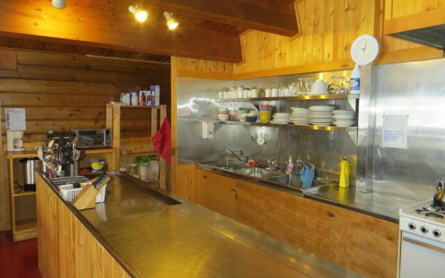 HI-Kananaskis Hostel