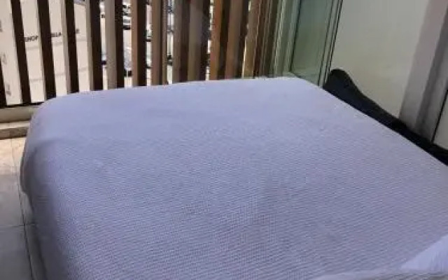 Westone Suite710-hosted by Sweetstay