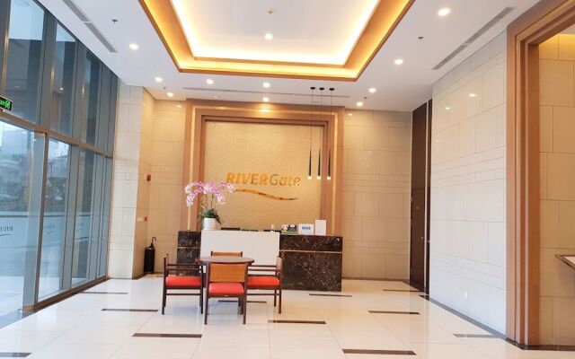 MK Rivergate Apartment - FREE POOL & GYM