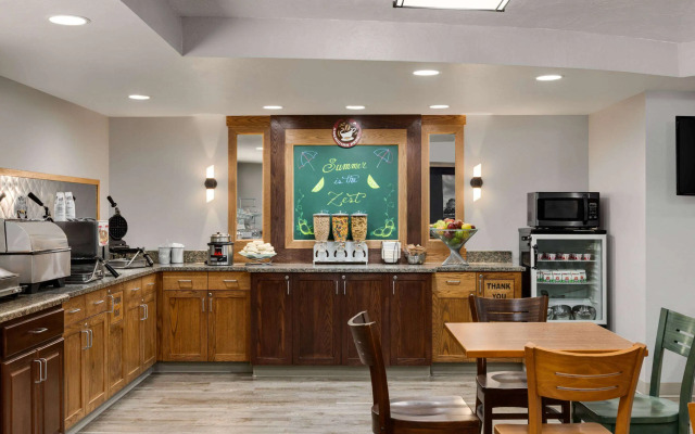 AmericInn by Wyndham Havre