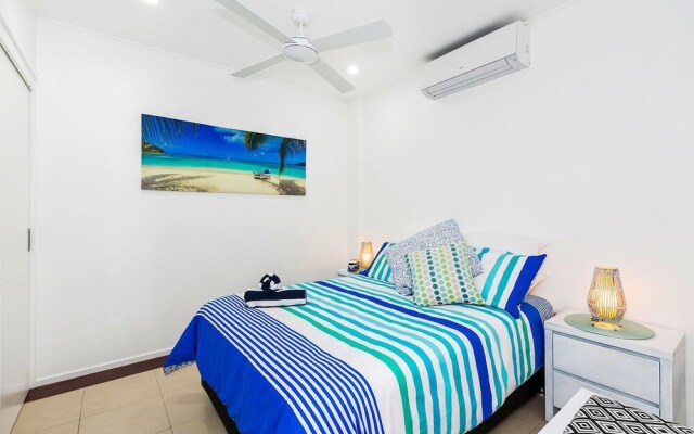 Sandy Toes On Paradiso 339