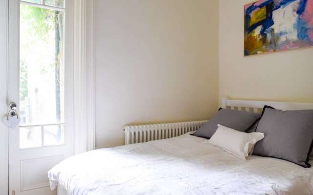 Pretty Brixton 1 Bedroom Flat With Garden