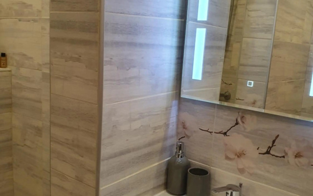 Malavi top center deluxe studio Ruse! Comfort&clean!