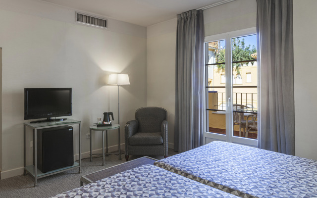 Hotel Macià Alfaros