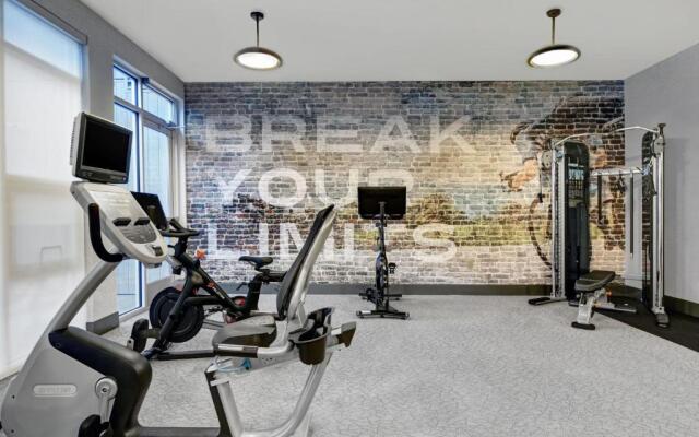 Courtyard by Marriott Hamilton