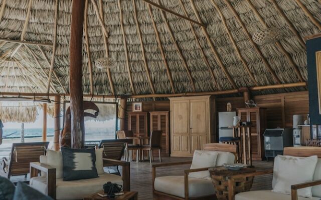Royal Belize, a Muy'Ono Resort