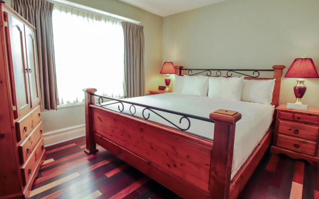 James Bay Inn Hotel & Suites