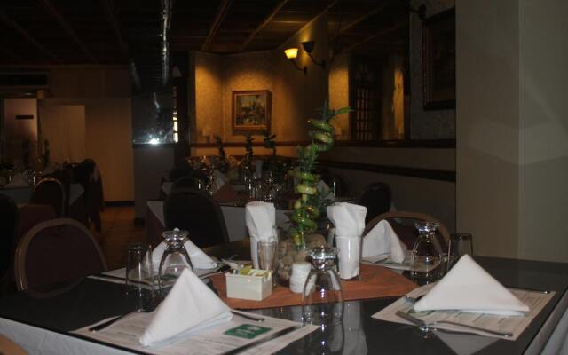 Hotel Roma Plaza