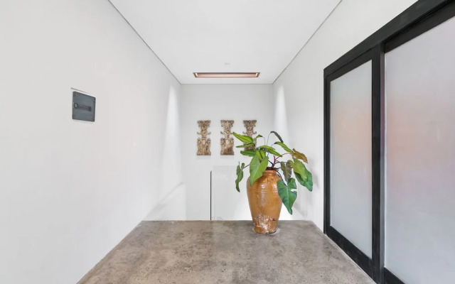 Abu Villa by Betterplace