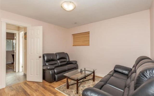 Beautiful Homestay In West Kelowna
