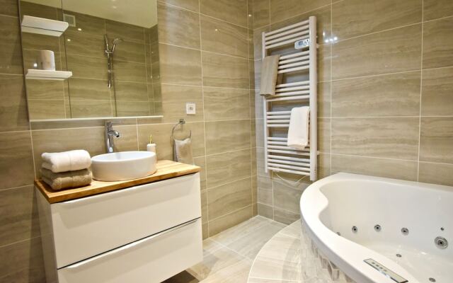 Riviera Standing Appartement Valinco Deluxe vue Panoramique mer