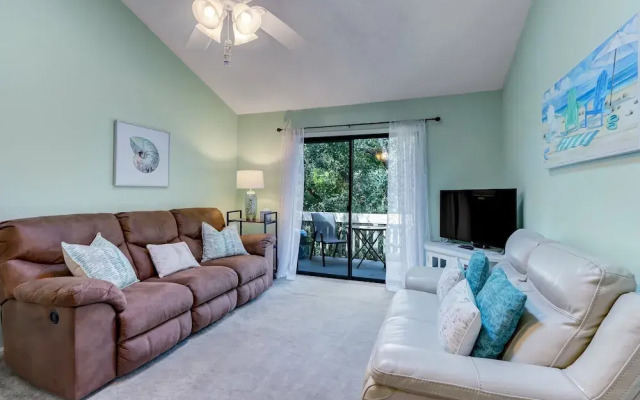 2745 Forest Ridge 2 Bedroom Condo by RedAwning