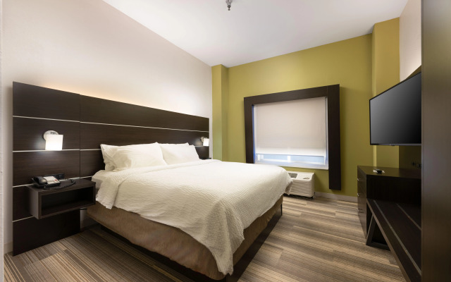 Holiday Inn Express Hotel & Suites Chattanooga-Hixson by IHG