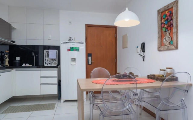 Apartamento Belo em Condom nio com Piscina