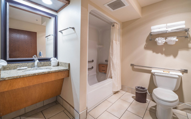 Best Western Plus GranTree Inn
