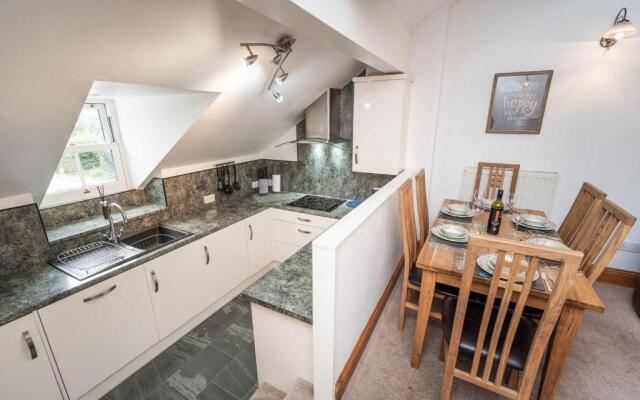 Bridge House Apartment 3