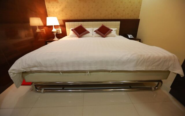 Hotel Swaraj Sarovar