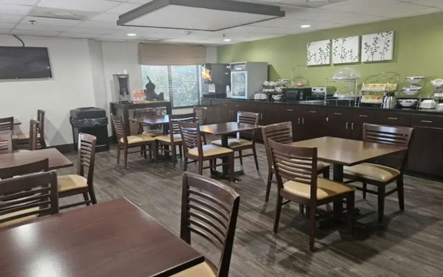 SureStay by Best Western Summerville Flowertown