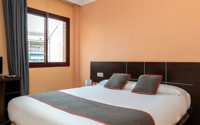 Hostal Frasca by Vivere Stays