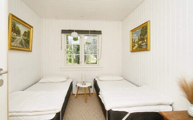 6 Person Holiday Home in Grevinge