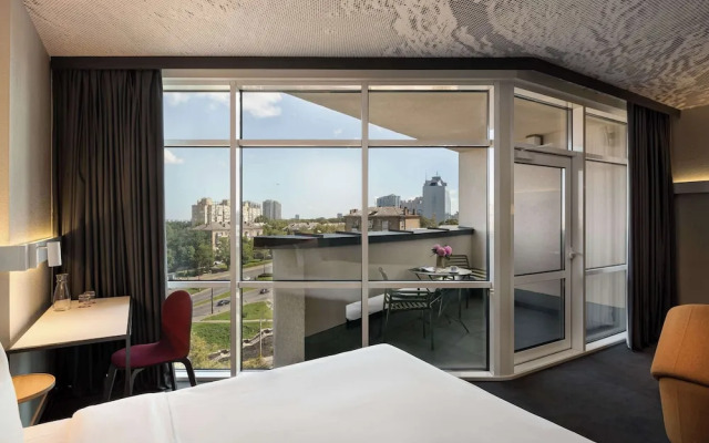 Ibis Kyiv Beresteiska