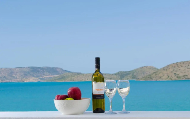 Markakis Apartments Elounda