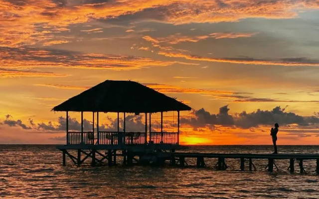 Reconnect - Private Island Resort – Beach – Tojo Una-Una Regency