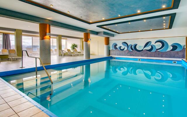 Chalet on Zettersfeld With Dolomite Views