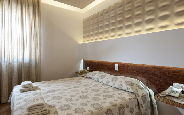 Elina Hotel Apartments