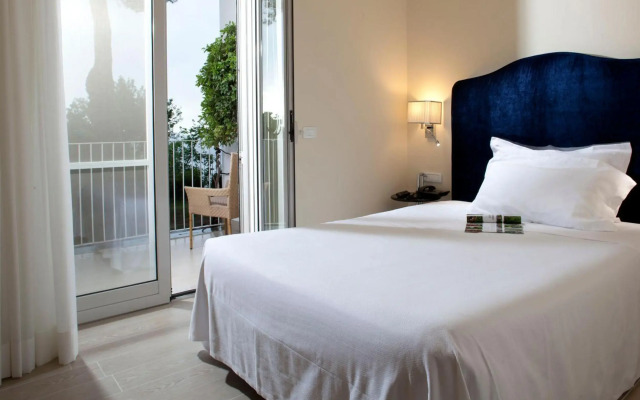 Hotel Riviera & Maximilians