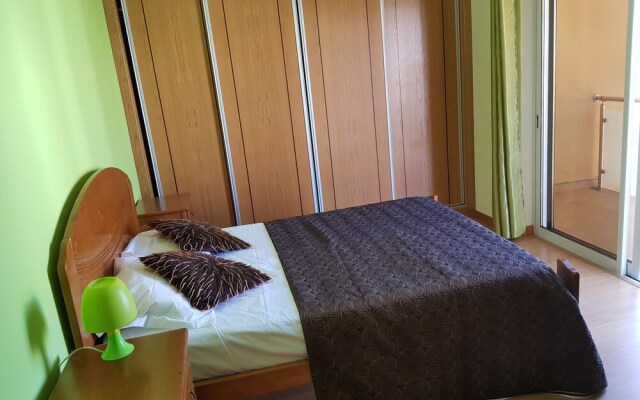 Oura Pereira Apartments