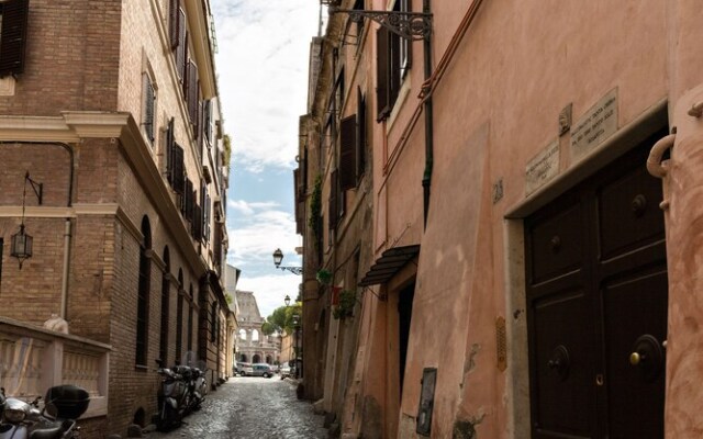 Rome As You Feel - Loft Garden at Colosseum