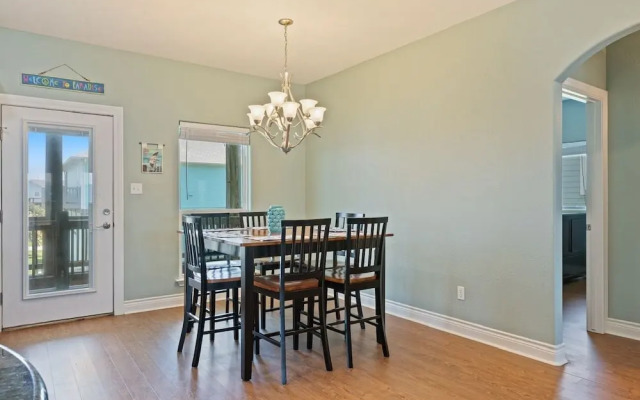 Pelican Post 3 Bedroom Home